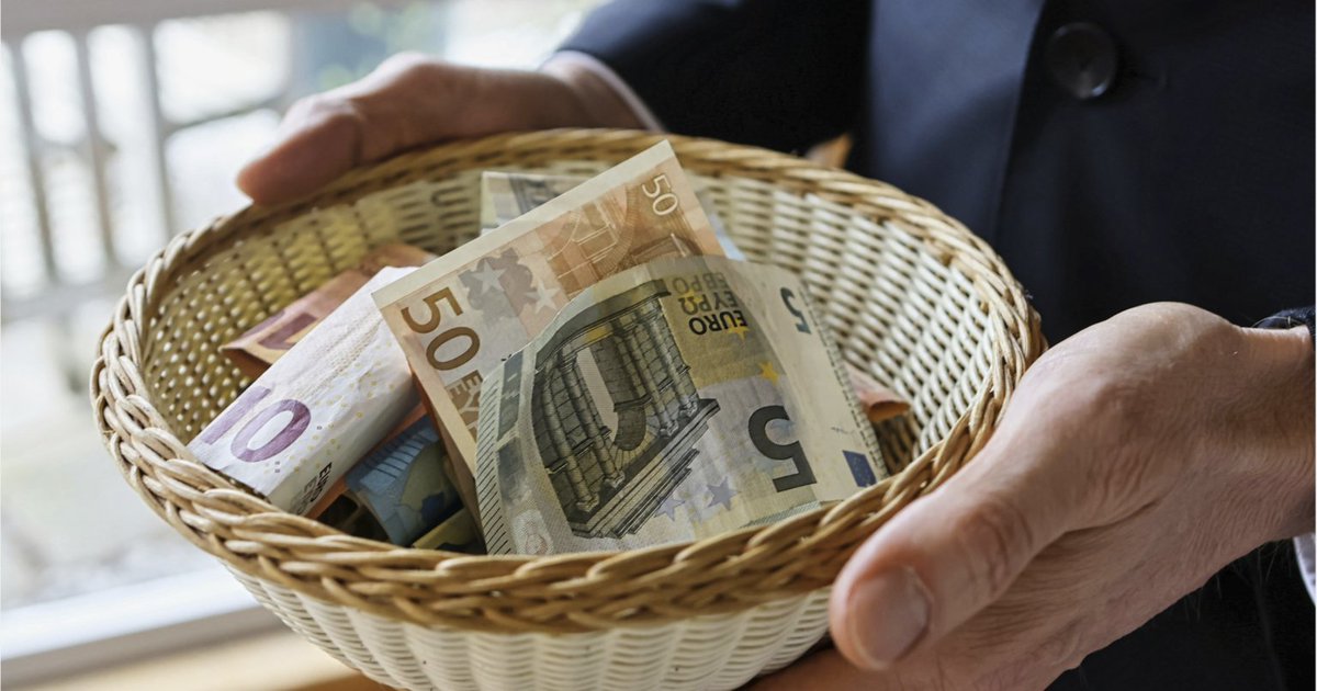 en_irefeurope's tweet photo. Our latest article by @Bob_Lyddon:

"Central banks – with the Bank itself in the vanguard - have made colossal mistakes and now their policies have blown up in their (or rather the taxpayer’s) face."

@Colombatto
https://t.co/ln6mLomEve https://t.co/GR4OrPWzuo