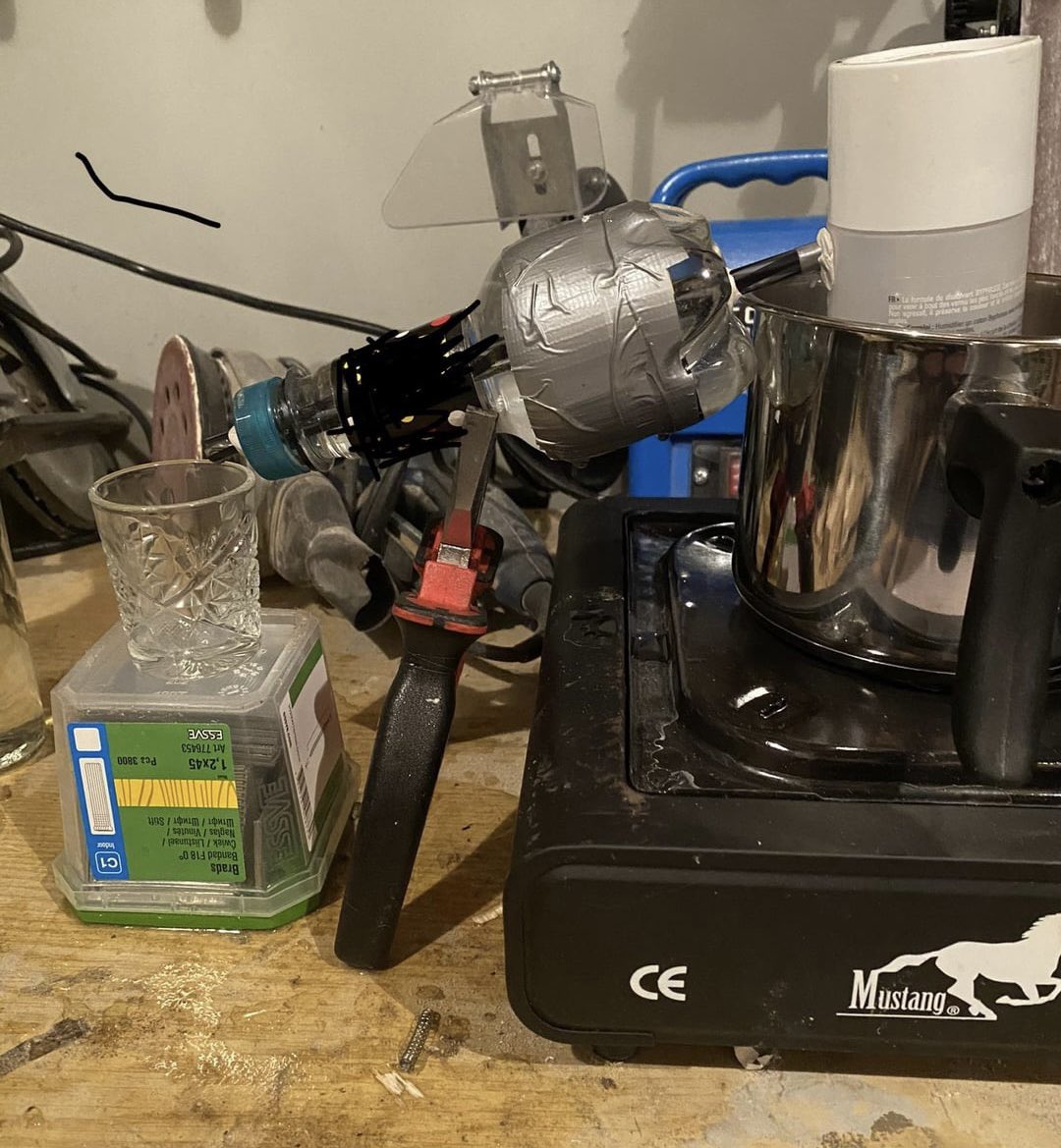 Most cursed distillation setup I have ever seen on the internet. He is distilling acetone…. That thing is made from plastic and heated using an open flame. A+ for creativity and dedication though.