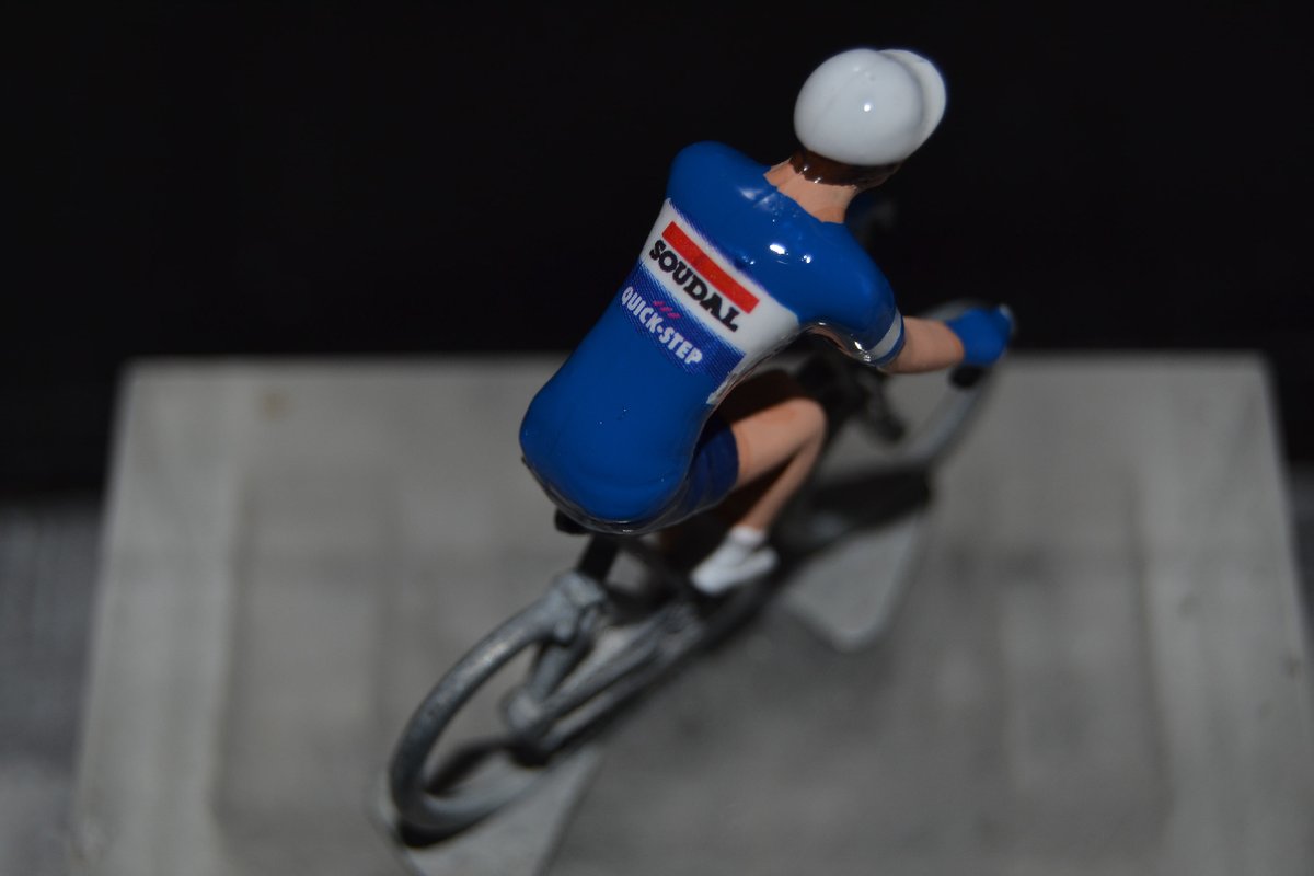 @soudalquickstep   cyclist figurine Season 2024 ! Now available on petit-cycliste.com #Cadeau #MadeinFrance #cycling #cyclist #cyclisme  #IlGirodAbruzzo  #TLC2024 #AGR #TouroftheAlps #FlecheWallonne #lbl