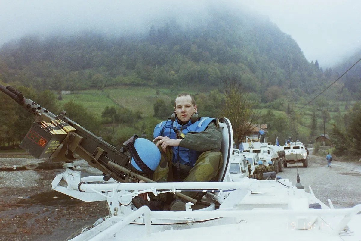 UN peacekeepers from the Swedish-Danish-Norwegian mechanized battalion 'Nordbat2'. Bosnia, #Serbia .