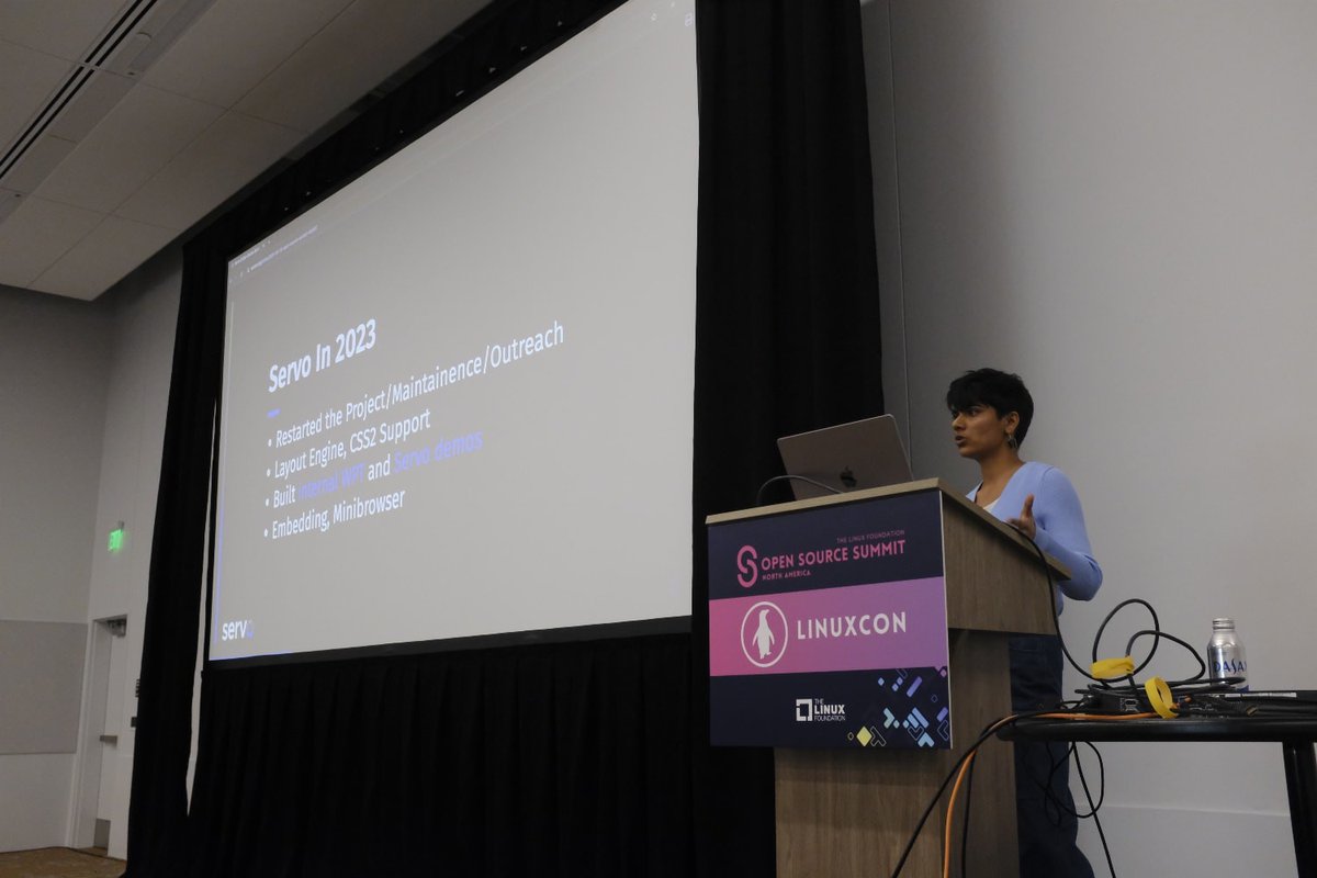 The Servo talk by @atbrakhi was great to get a good idea how things have been moving in @ServoDev during the last year and a half. There were interesting questions about embedding the web engine and how Igalia came to end up in all the main web browser engines.