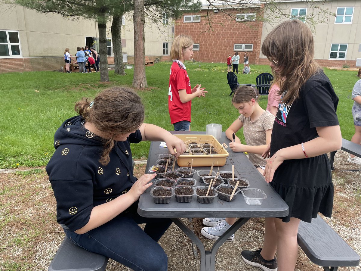 GIS_Principal's tweet photo. The Gardening Club was hard at work in the GIS courtyard. Can’t wait to see the finished result! #1GC https://t.co/PfabKblY9G