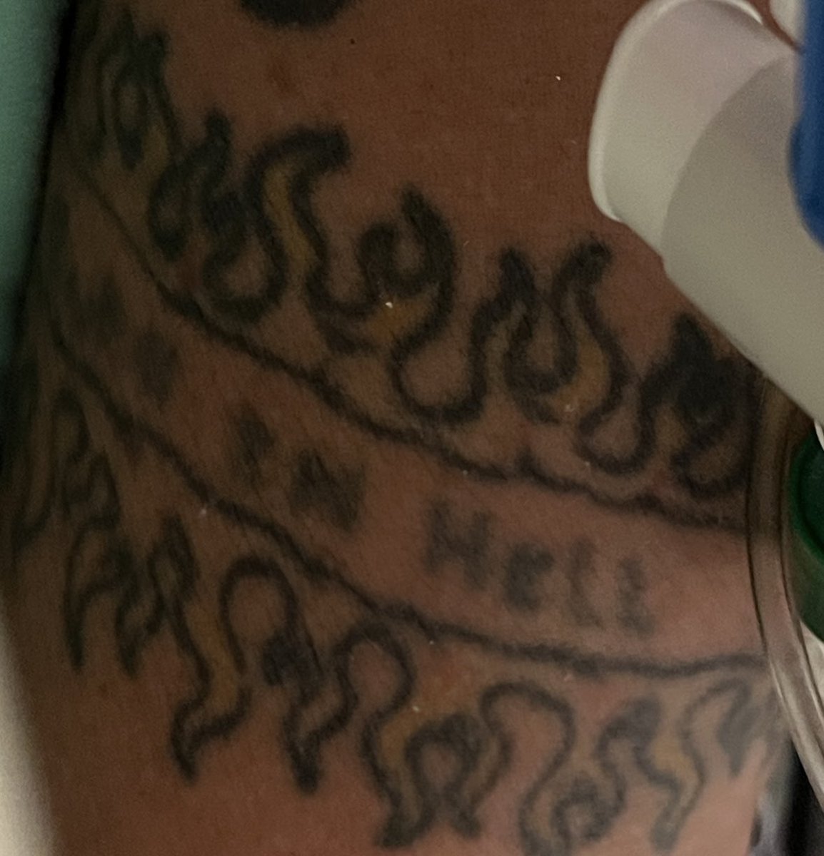 Alexandra tweet media