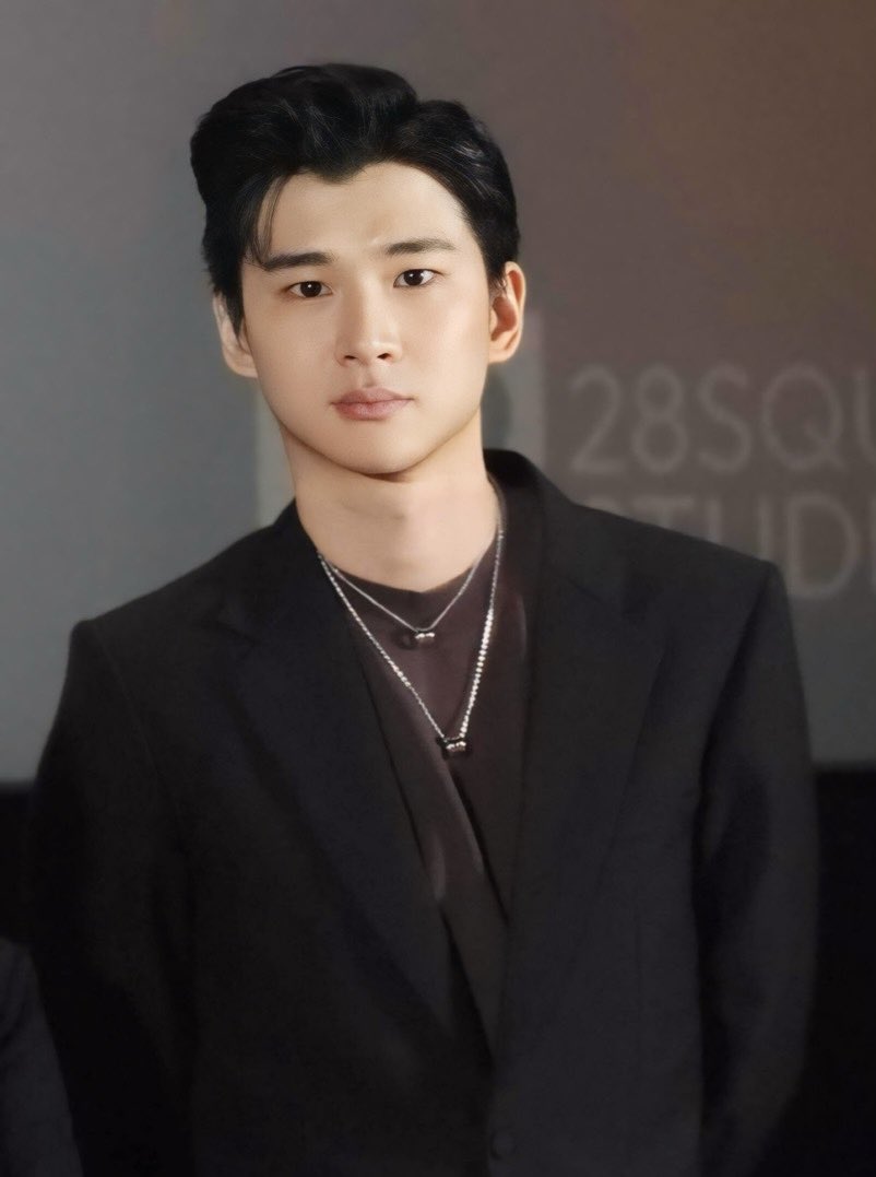 marizdorde's tweet photo. This is the day Richard!!! Kalma lang!! @richardjuan again, Congratulations!!
#RichardJuan #Juanderer
#UnderParallelSkies #UPSNowShowing https://t.co/4YDf7rbJQo