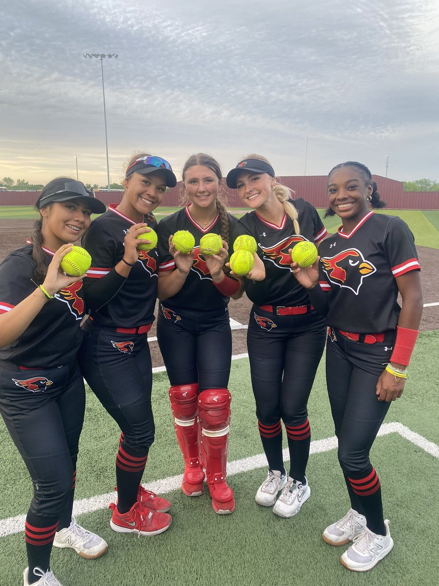 Great night at the ballpark! Pitching was on 🔥 and our hitting was big time💣💣 so proud of all these girls. GREAT TEAM WIN!