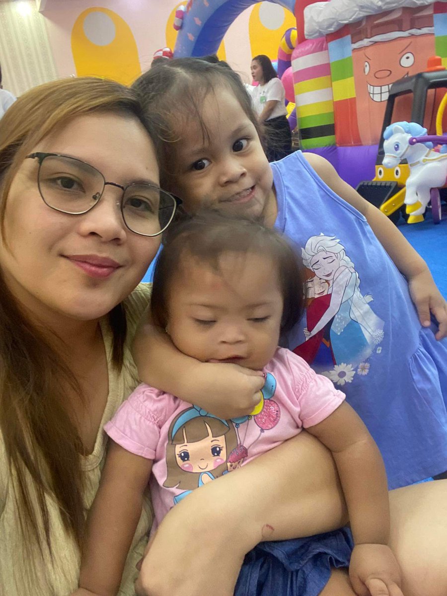 chay_deleon's tweet photo. Meldy, gigil na gigil ka! Hahaha #QTP2T https://t.co/xGOi7x27AZ