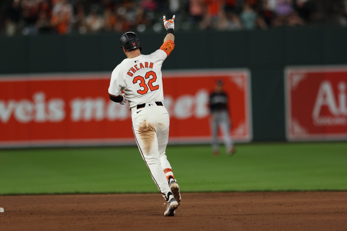 BirdlandInsider's tweet photo. The Orioles have hit 3+ home runs in 4 straight games for the first time since May 21-24, 2013. https://t.co/DsvwvSpu0D