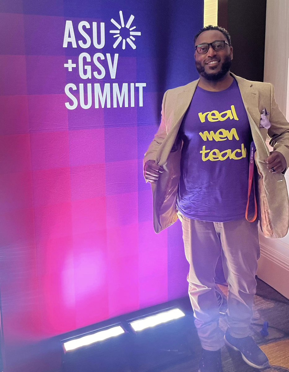 Another #RealMenTeach sighting at #ASUGSVSummit Salute Gil Perkins for repping the brand! @asugsvsummit