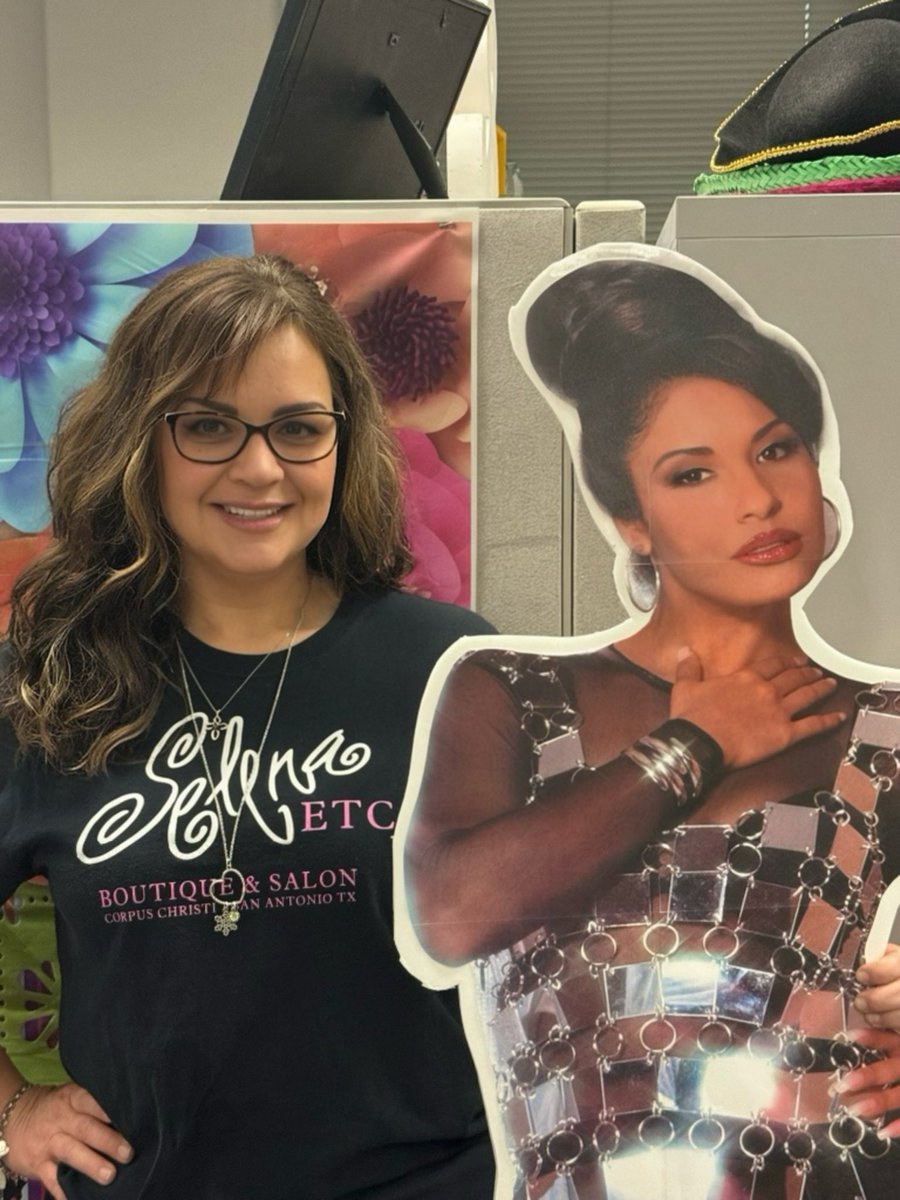 HROperations21's tweet photo. Celebrated #SelenaDay at work. Pizza, coke and wearing a little Selena swag! https://t.co/0JP0qjpD1l