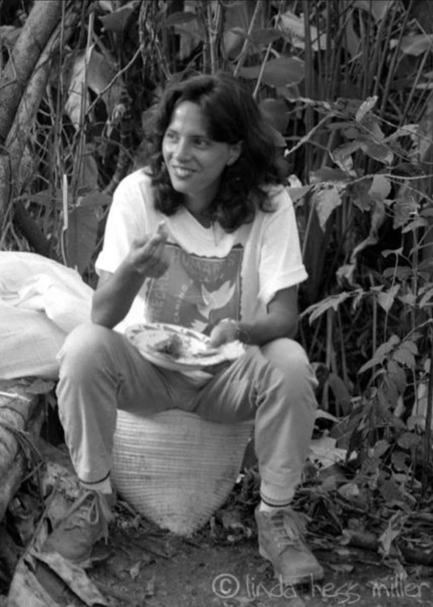 #MujeresEnLucha

#ElSalvadorEnGuerra 1972-1992

📷 Linda Hess Miller