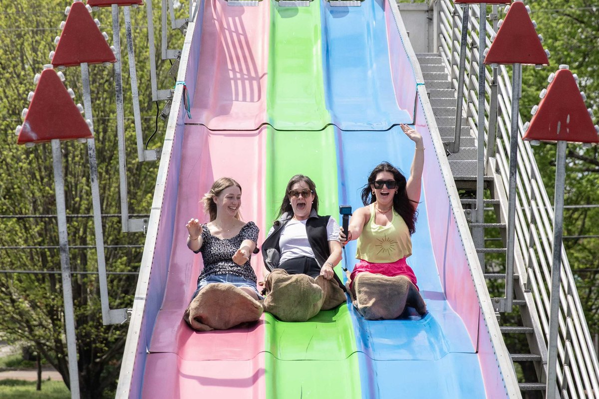 McQueenCandice's tweet photo. BEAUTIFUL DAY continued @lipscomb with an afternoon filled with carnival rides, games in Bison Square with more fun yet to come this evening! Spending time with students always makes for a great day! #BeautifulDay24 #StudentFun https://t.co/HHTNrgm7n8