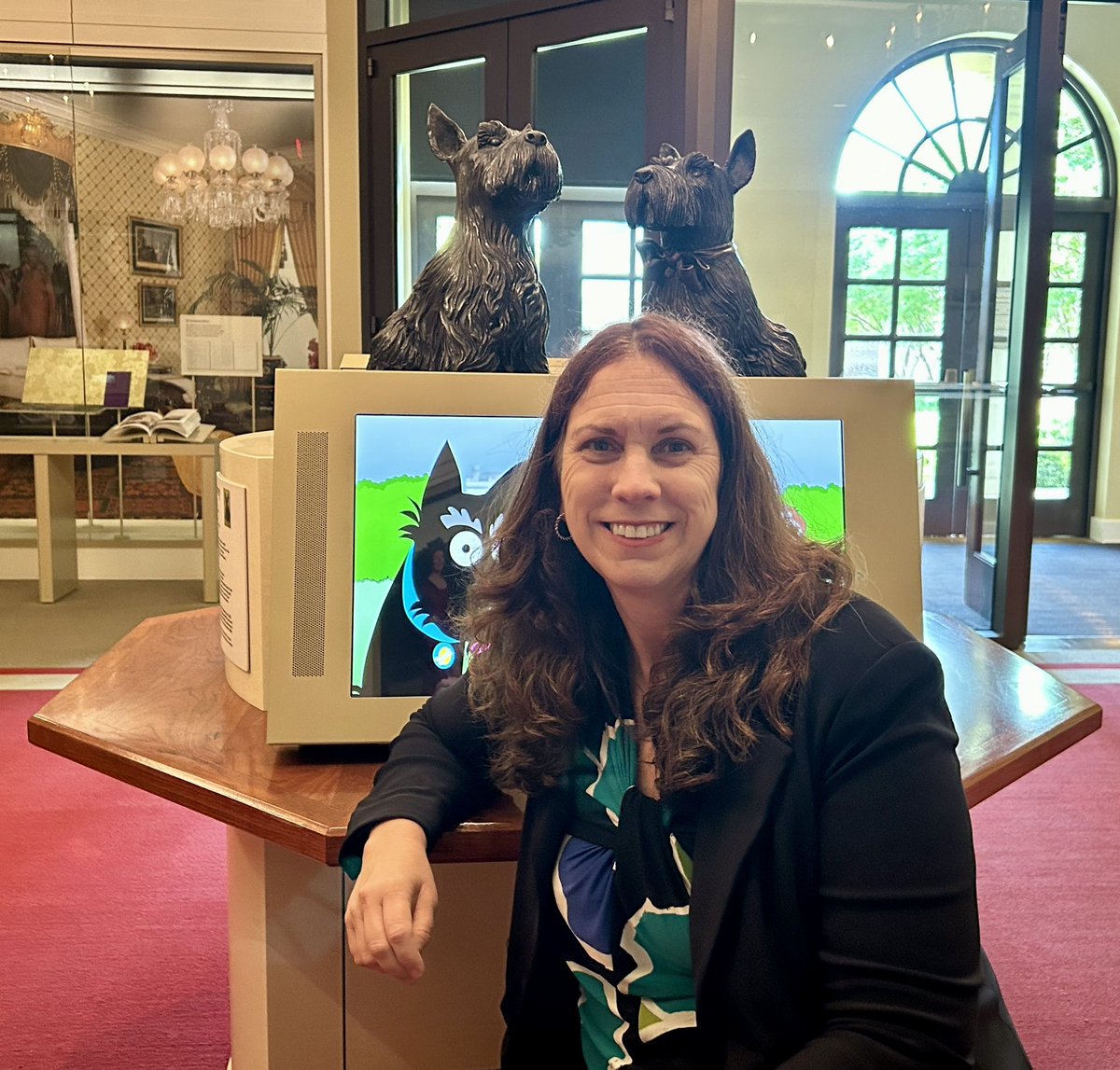 What an insightful day @GWBLibrary in Dallas. I met with @USNatArchives staff, toured the facility, and viewed historic records & artifacts from the Bush43 presidency. I will be back! Keep up the great work.