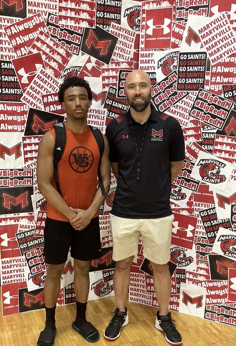 had a great time showcasing my talent up at the Maryville junior showcase. Thanks for having me. @MaryvilleHoops @CoachJesseShaw @RUN_LRG @StatesmenHoops @Arsenalhoops