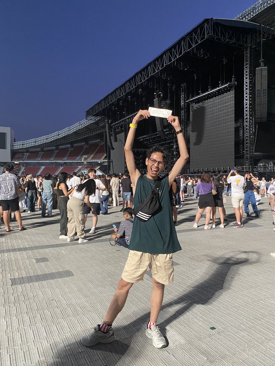 TubaranAswin's tweet photo. I got it, concert brunomars ticket https://t.co/n0KSmZGjwt