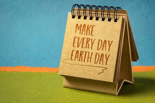 Check out this free, virtual workshop Earth Day is Every Day: Making Meaningful Climate Impact with Campus Communities Year Round. Offered by <a href="/WaCenterTESC/">Washington Center for Improving UG Education</a> with Rachel Beth Egenhoefer on April 25, 3-4.30pm ET/12-1.30pm PT. Register here: evergreen.zoom.us/meeting/regist…