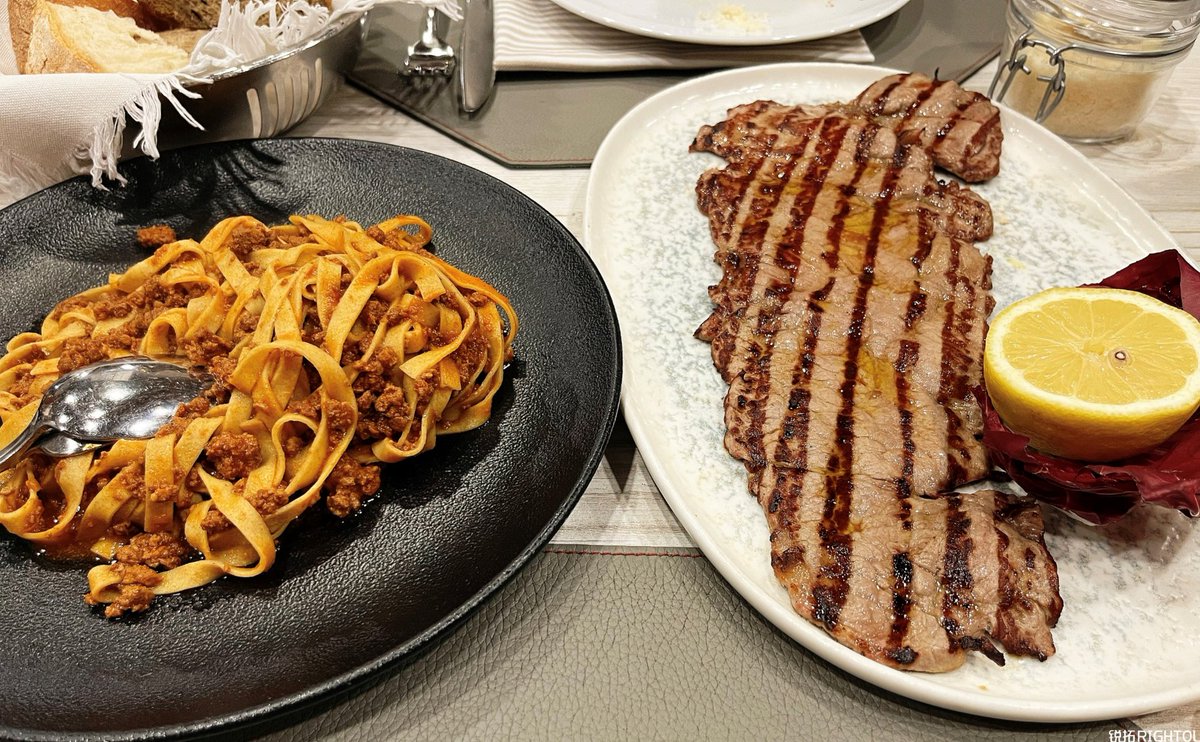 RightolMedia's tweet photo. Get fed in Bologna, Italy. 😋 https://t.co/Gd4JB1NREi