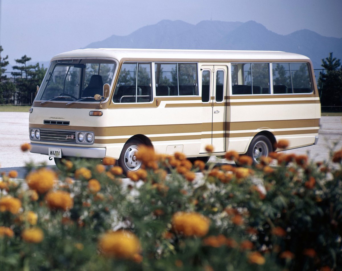 ◇#マツダの歴史◇​​ 1972年4月17日、「ライトバス」の後継として