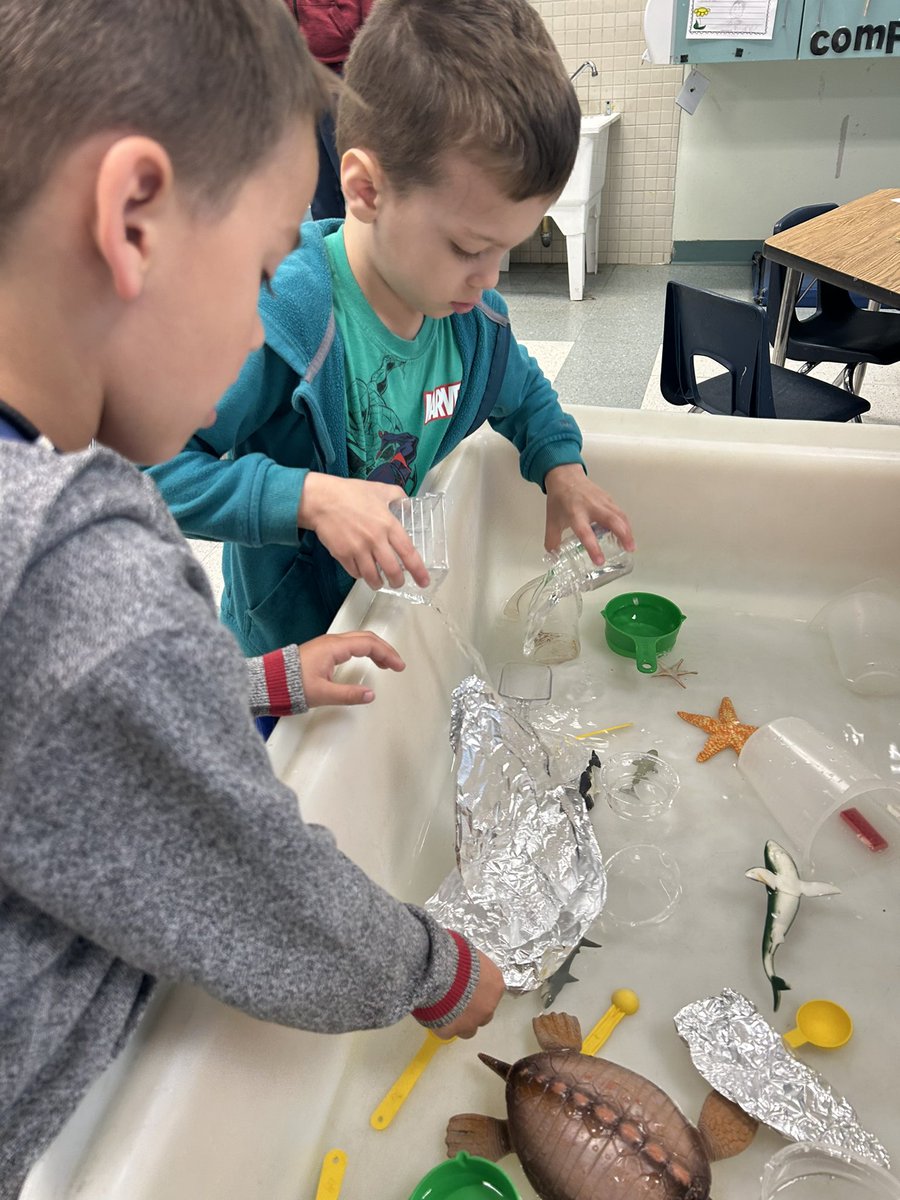 GriffithEthel's tweet photo. Sink or float?  Students were challenged to build a boat that would float in water..  R reminded his classmates “if it doesn’t you can just change it!”  EYA @KingEdwardLions have a #growthmindset https://t.co/HaRzDyLj3C