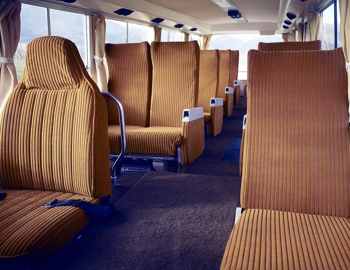 ◇#マツダの歴史◇​​ 1972年4月17日、「ライトバス」の後継として