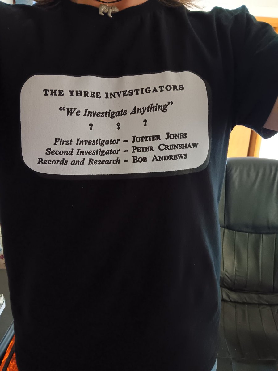 ScottMWest's tweet photo. Got a new shirt. #TheThreeInvestigators #WeInvestigateAnything #HokayJupe https://t.co/xl6ox5M1kF