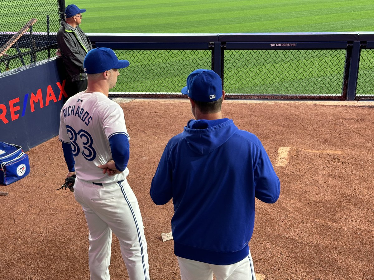 thedriveof85's tweet photo. Trevor Richards warmup ball #BlueJays #ToTheCore https://t.co/qOIWmJc0Ql