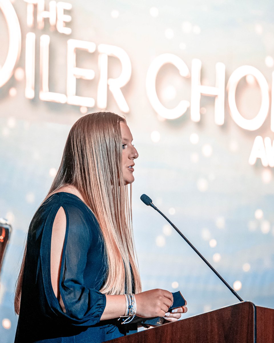 FindlayOilers's tweet photo. The inaugural Oiler Choice Awards. A night to remember 🤩

What was your favorite moment?? https://t.co/PuzEflxejG