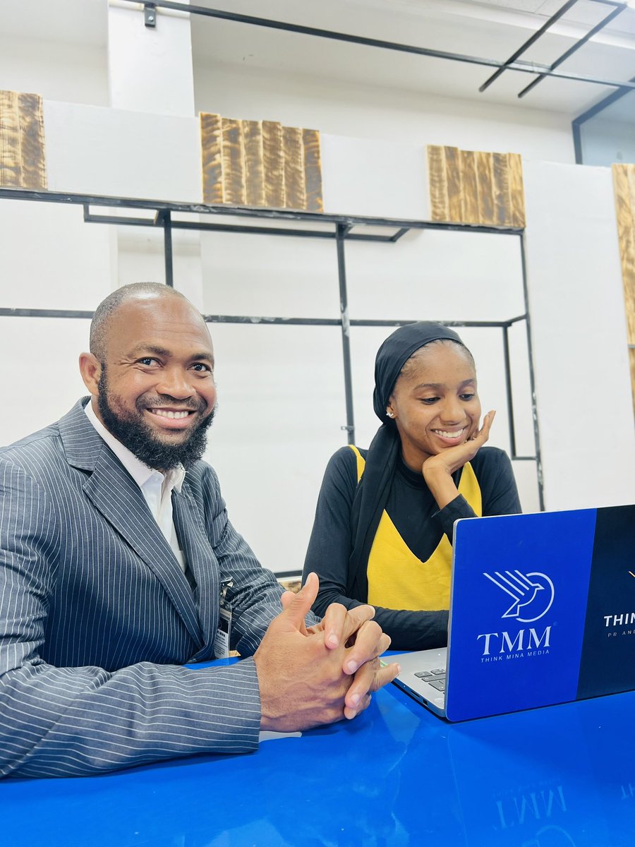 PoetessKj's tweet photo. What’s your day at work like 🤔??

#thinkmina #Growth #PR #MarketingDigital #media #ContentCreation #Gambia https://t.co/L0RZKVkaZV