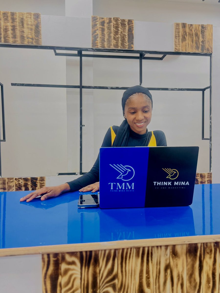 PoetessKj's tweet photo. What’s your day at work like 🤔??

#thinkmina #Growth #PR #MarketingDigital #media #ContentCreation #Gambia https://t.co/L0RZKVkaZV