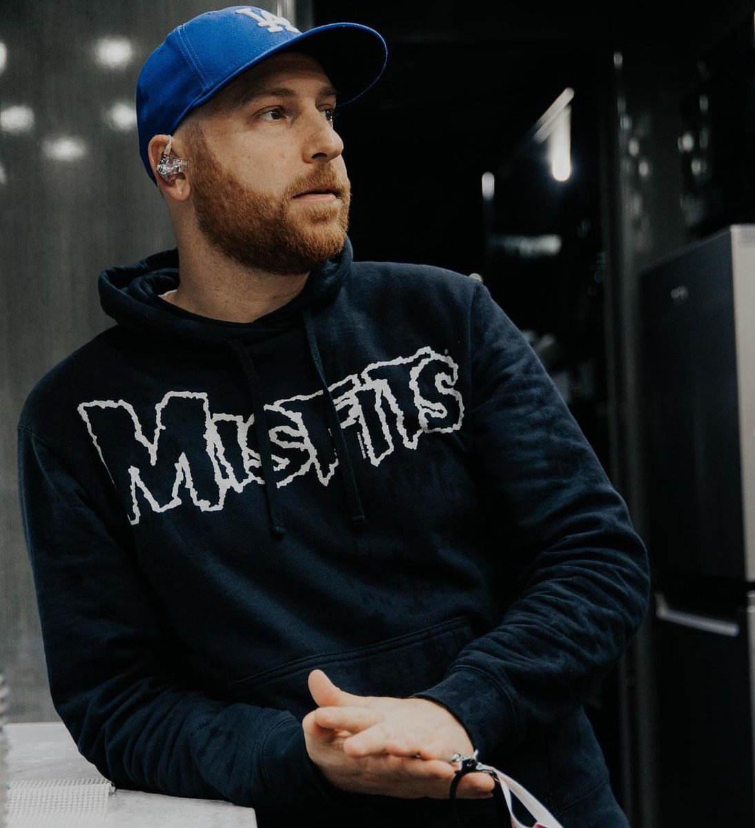 bluntmagus's tweet photo. Look for our interview with @JonathanVigil of @theghostinside later this week ‼️
This one was so much fun, we discuss their upcoming album “Searching for Solace” which is available Friday and much more 😈
#jonathanvigil #theghostinside #epitaph #metalcore #interview #podcast https://t.co/cV1wdShJnY