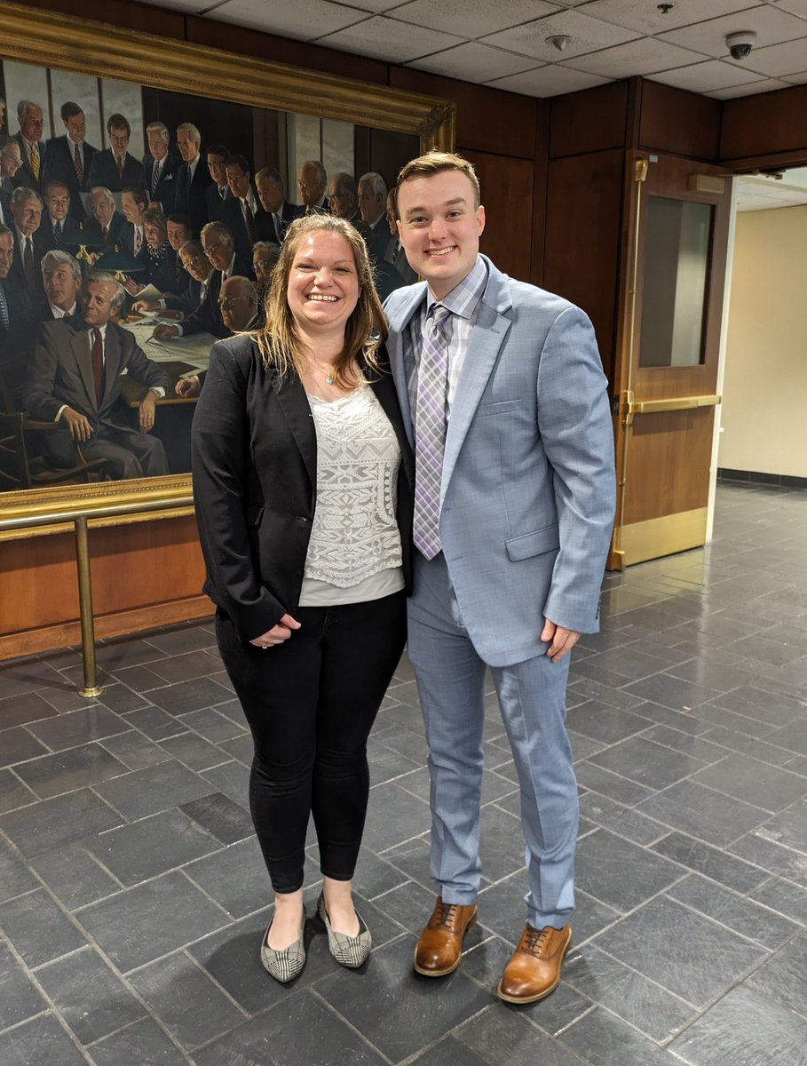 Congratulations to Dr. Austin Gouldin who gave a fantastic defense presentation on his work unraveling the multiscale role of AGEs in aging Menisci!!! Thanks to all who came to support him both in person and online. @VCU_BME @OrsMeniscus #proudPI #regmed