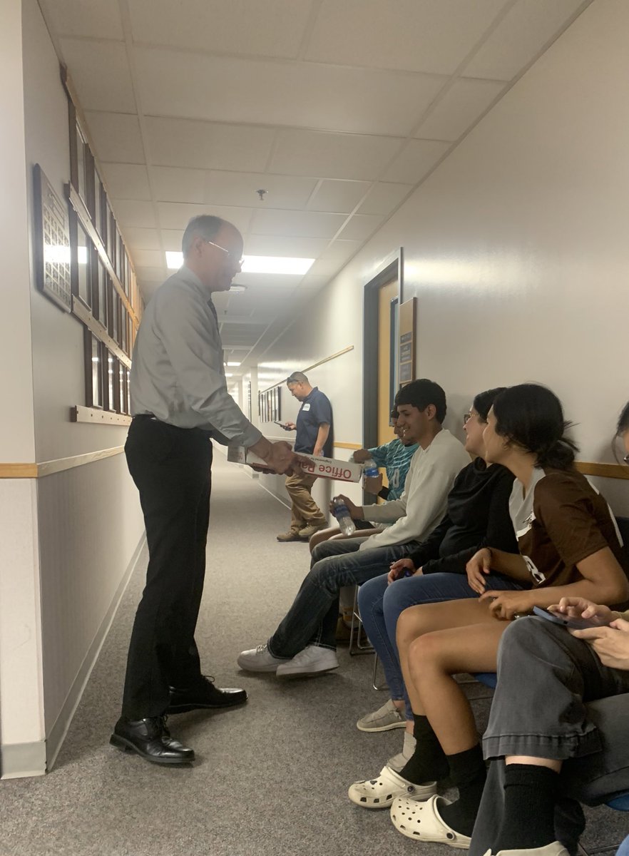 Someone who does a thankless job… Last night @USD457 BOE meeting we had 3 athletes who were being recognized & coming straight from the field. They had to wait 1 hour for their turn. They asked for water 💧 and Roy came through — and it was cold! #Iykyk Thanks Roy! #iteachgc