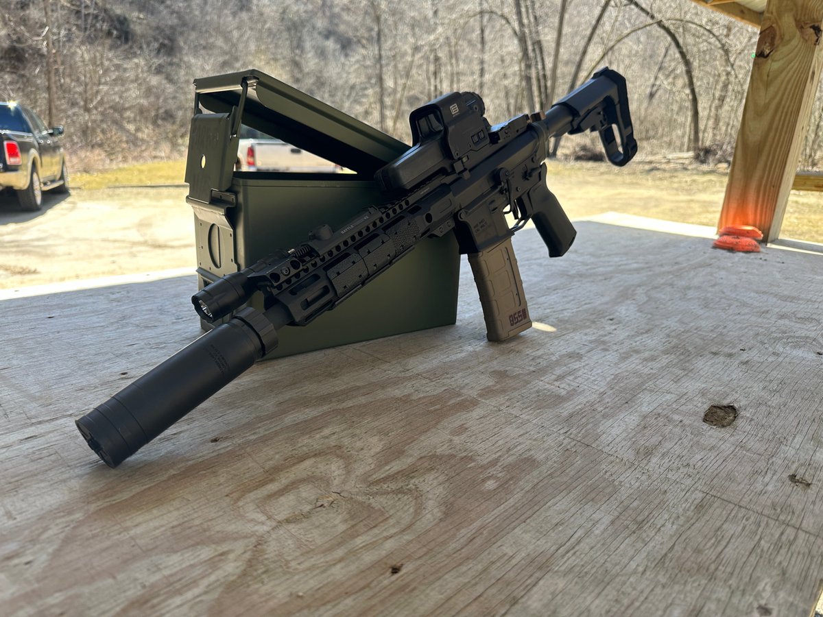 ZombzG's tweet photo. @perkins10_ @aero_precision @swampfoxoptics @Faxon_Firearms Happy Birthday! https://t.co/A5AeIiZwqN