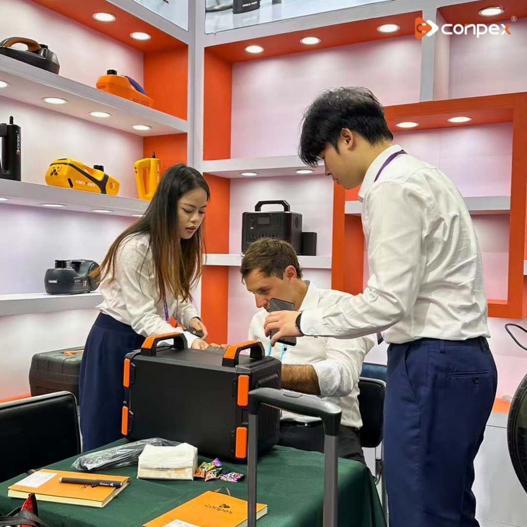 💪🏻💪🏻Another busy day at @cantonfair ! Our booth is drawing crowds as we showcase our latest automotive lighting and tools. Swing by Booths No. 9.3 C21-22 & 11.3 B03-04 to see what all the excitement is about!

#Conpex
#135thCantonFair
#CantonFair
#ledheadlights
#toolstoday