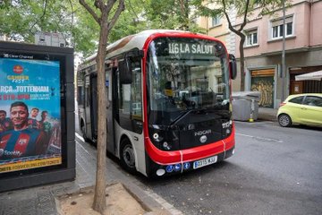 📢 Barselona'da bir belediye, turistlerin belediye otobüsünü kullanmaması için otobüs güzergahını Google ve Apple haritalarından kaldırdı.