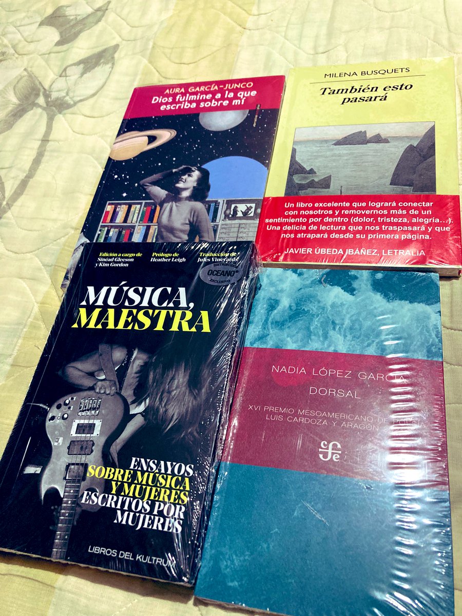 Miren, me llegaron libros muy bonitos. 😍🤩😌