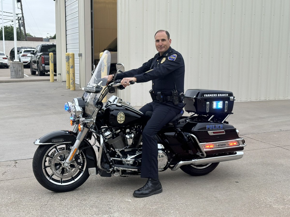 fbpdtx's tweet photo. We are SO proud to show the world FBPD’s newest policing and traffic enforcement additions! 🏍️

Our shiny and new Harley Davidson motorcycles FINALLY arrived, and let me tell you—everyone, including Council, is super excited to add these to our fleet!

#farmersbranch #motorcycles https://t.co/ix4lwe8ZV1