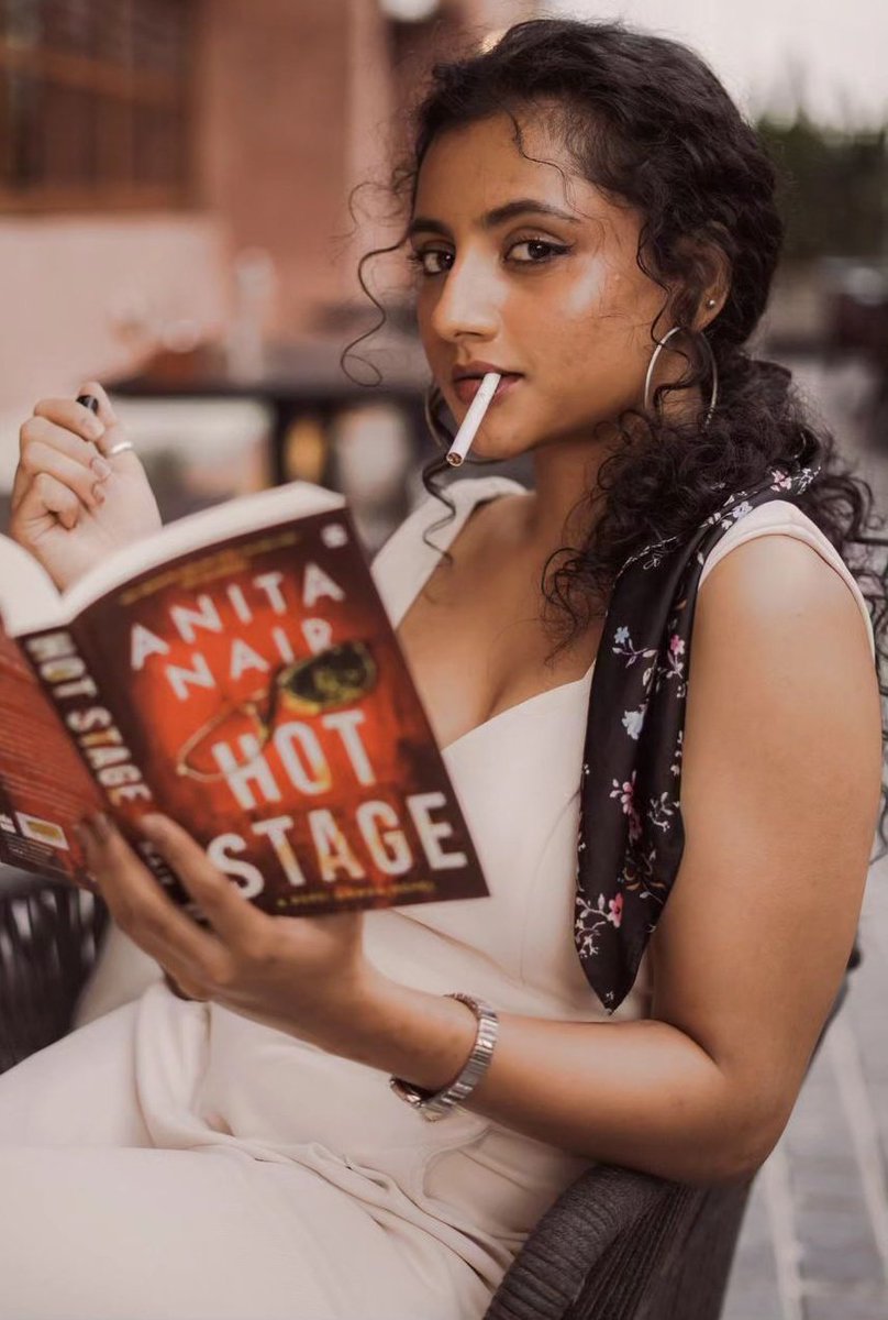 glitz_actress's tweet photo. #SnehalKamat https://t.co/2IRCKgm9vJ