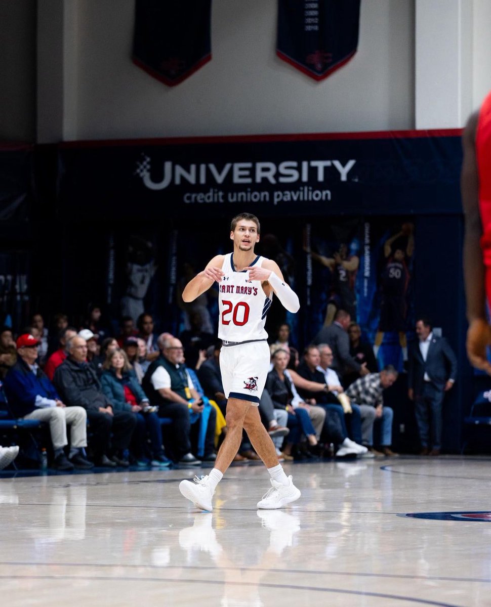 NEWS: Saint Mary’s guard Aidan Mahaney plans to enter the transfer portal a source told @TheAthleticCBB He made the All-WCC 1st team with an averages of 13.9 points, 2.6 rebounds and 2.6 assists