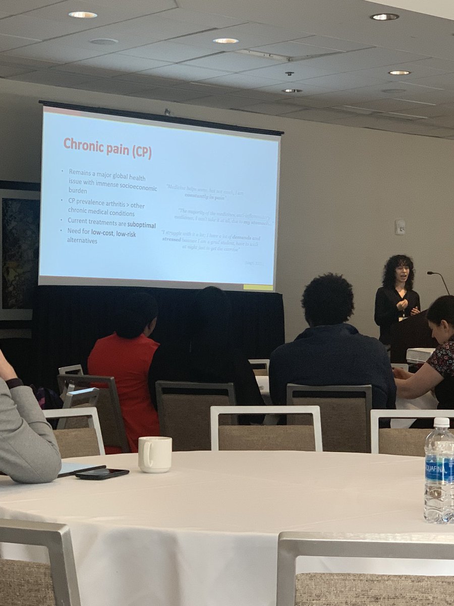 HJStratton13's tweet image. Great talk from Laura Ventura from the @DrJoyceDaSilva lab about sex differences in the response to green light for the treatment of arthritis pain. Love the trainees  showing good science at #usasp #ChronicPain