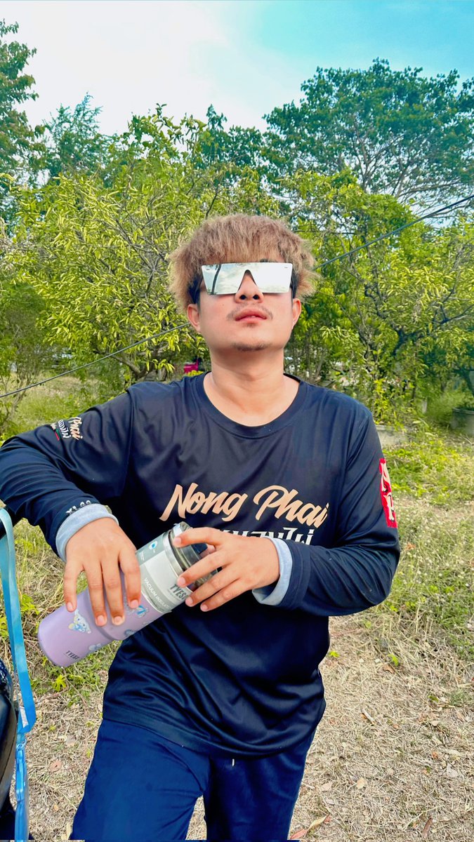 Benz_242540's tweet photo. ร้อนนน🥵 #หนองไผ่ #เพชรบูรณ์ https://t.co/u7HeuWAyXA