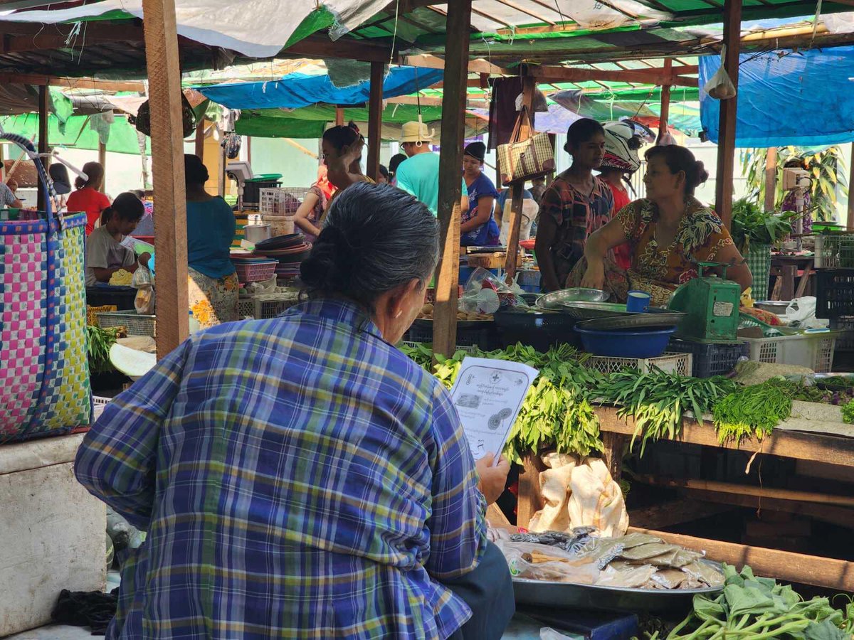 🔥 Heat Awareness Alert! 🔥 Let's beat the heat together! We're distributing posters, raising awareness, and providing oral rehydration salts in #Magway, #Kayin, and #Mandalay to keep everyone safe and cool this summer. Stay hydrated, stay informed, and stay cool! #HeatAwareness