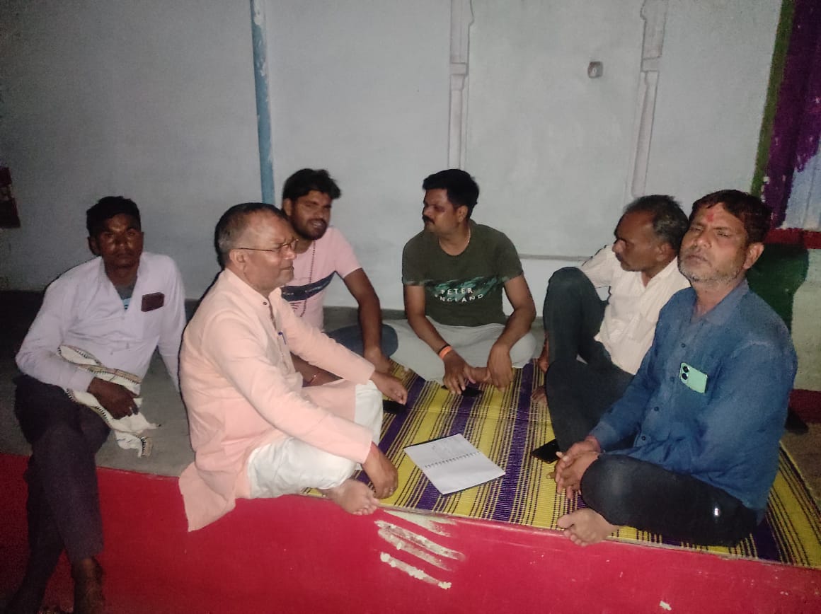 RakeahGupta3's tweet photo. भारतीय जनता पार्टी विधानसभा भांडेर के मंडल उनाव के अंतर्गत
मुस्तरा, मुरिया, कुम्हरिया, पिपरौआ, सरसई कार्यकर्ताओं से लोकसभा चुनाव की दृष्टि से सम्पर्क किया। @HitanandSharma @BJP4MP @Ashutosh4BJP https://t.co/JXKIt6g8eG