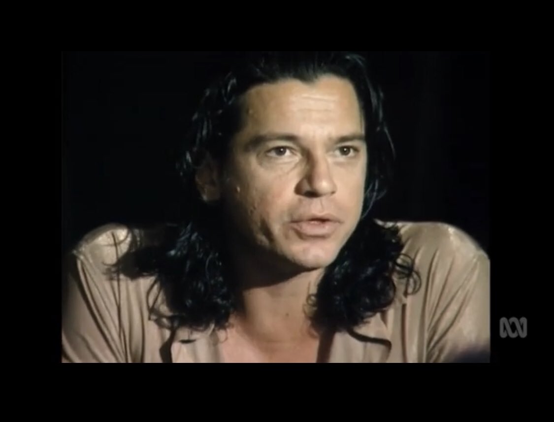 #MichaelHutchence 
En plena gira presentando el álbum Elegantly Wasted que tuvo muchos sold out en los Estados Unidos
#SHOW #concert #inxs #EstadosUnidos #music #pop #rock #RockStar