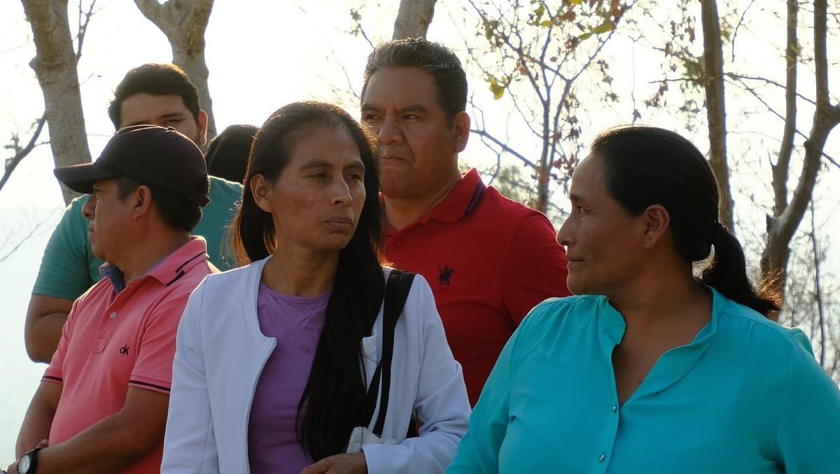 raychagoya's tweet photo. ¡La comunidad es el motor del progreso! Enfrentamos desafíos juntos y el entusiasmo de cada vecino es clave para superarlos. ¡Orgulloso de formar parte de esta comunidad y ver cómo trabajamos juntos para avanzar! #TrabajoEnEquipo #OrgulloVecinal #raychagoya https://t.co/OJPgXKkuXQ