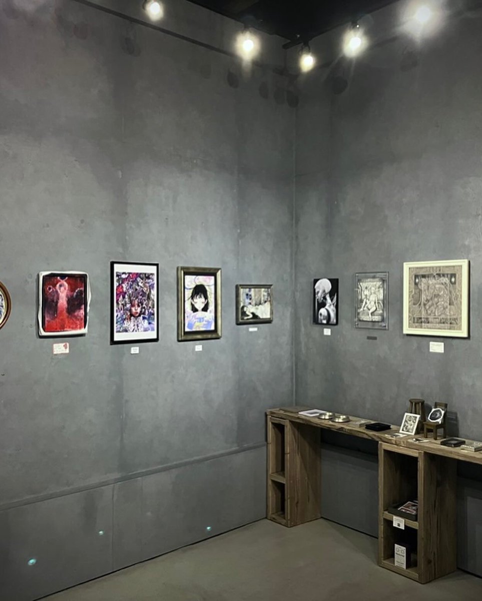 piy00000n's tweet photo. gallery hydrangea企画公募グループ展
『 Silent Science 』
先週日曜で会期終了しました ありがとうございました!
展示風景は頂いた画像です
#gallery_hydrangea #公募展 #silentscience
#art #drawing #illustration #watercolor #アート #イラスト #絵 #透明水彩 https://t.co/gZAV1cq6qV