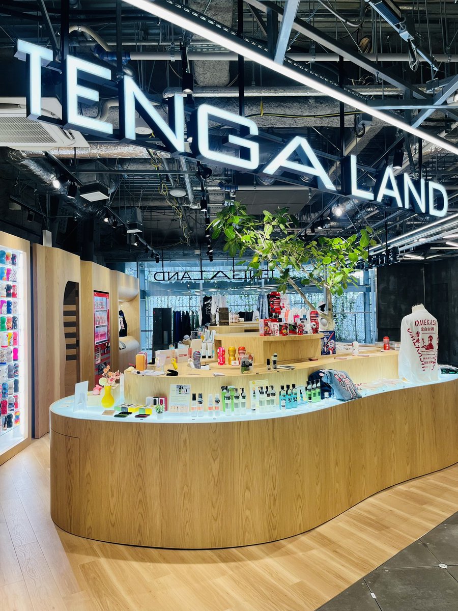 TENGA LANDオープンしました〜！ @TENGALAND 本日4/17(水)オープンの新施設 東急プラザ原宿「ハラカド」2F 21:00までの営業です〜！ みなさんぜひ遊びにきてくださいね〜