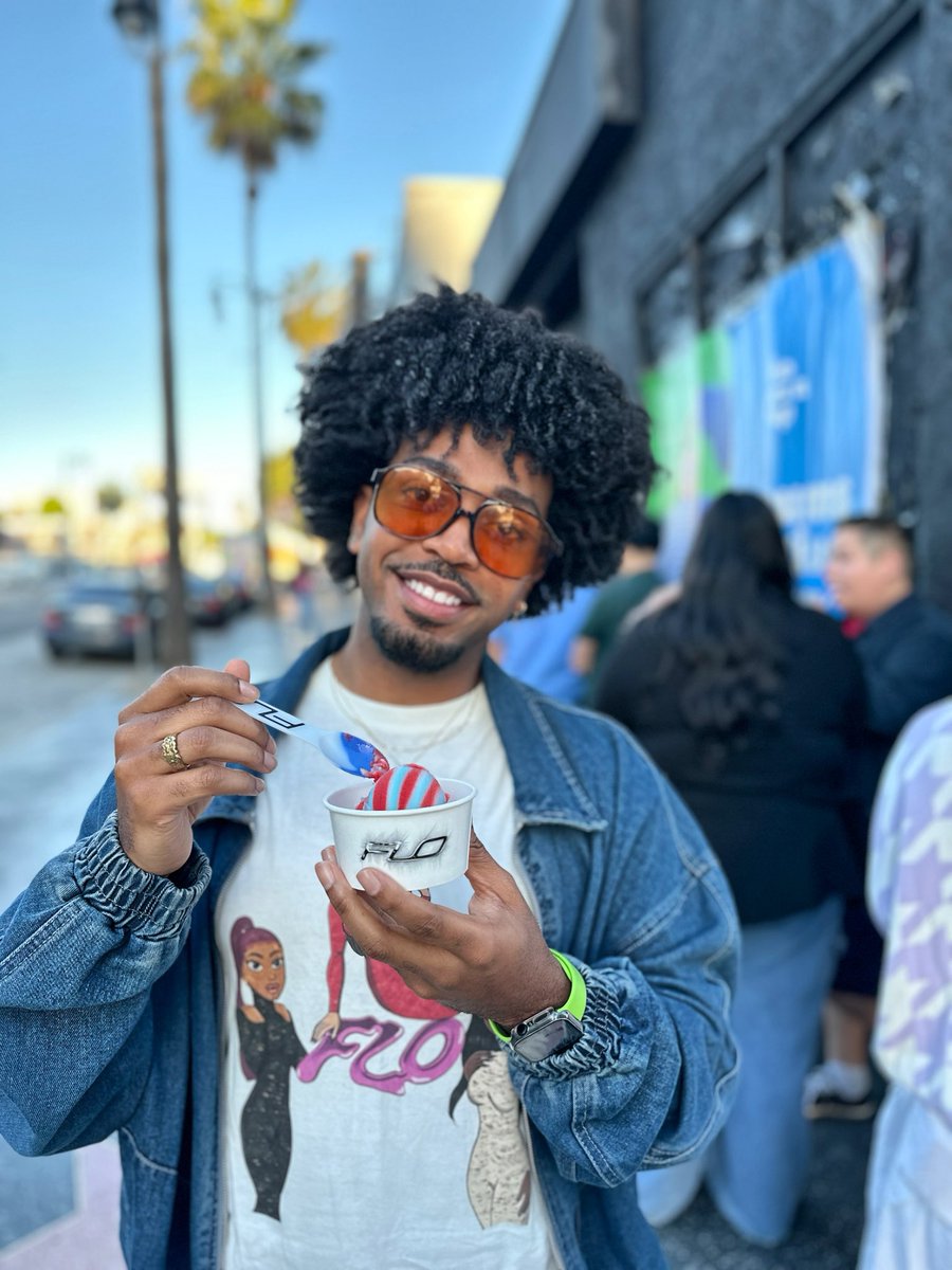 Demetre ♕ Durham tweet media