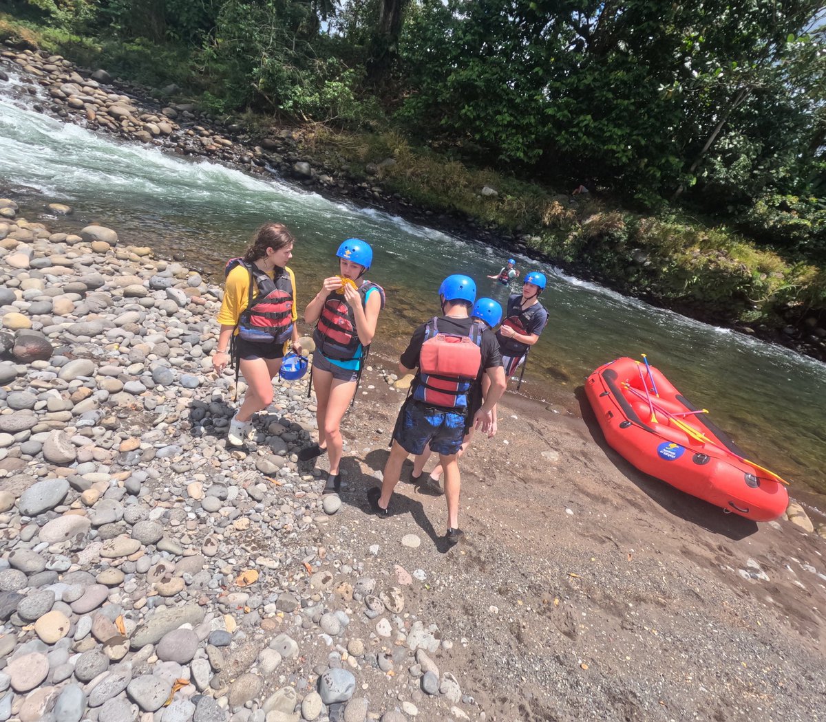 DoctorJOtto's tweet photo. White water rafting down the Sarapiqui River. @MonomoySchools @ScienceWithMrB @MRHSMsOliver #MonomoyInCostaRica2024 https://t.co/9LJuTWC4zP