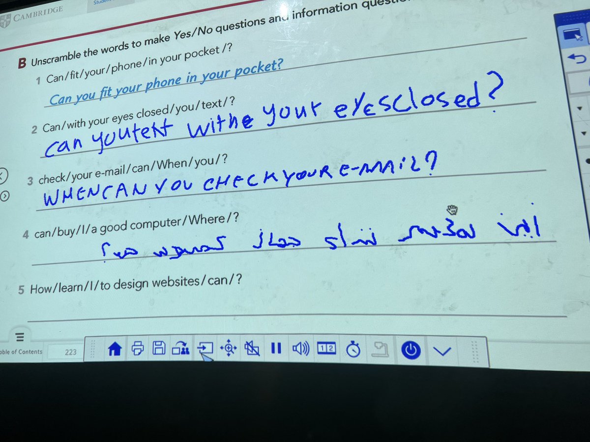 stbfno's tweet photo. قلت لواحد من الطلاب يجي يحل السؤال قام ترجمه للعربي وكتبه بالعربي 😭😭 https://t.co/Boxm76bkF9
