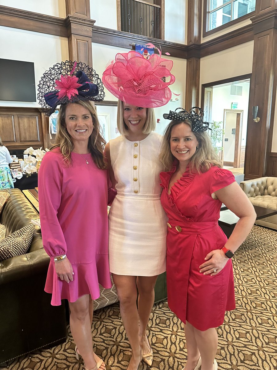 Lovely Hats on for Derby Luncheon @OldeStoneBG! Great celebration of what makes Kentucky so special. @AmandaTrabue